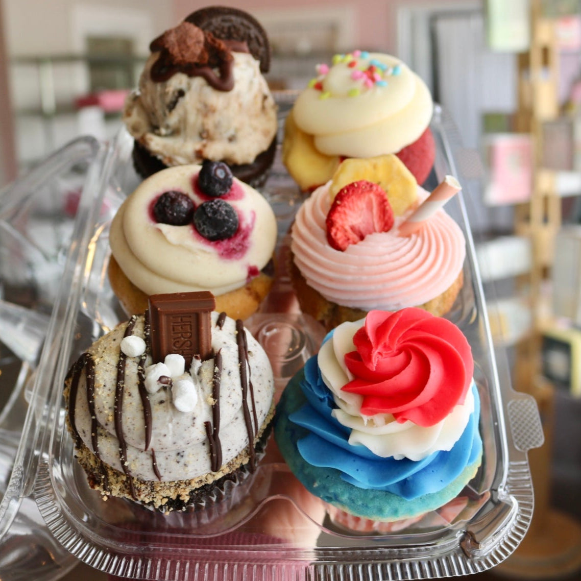 Fourth of July Assorted Cupcakes- 6 Pack