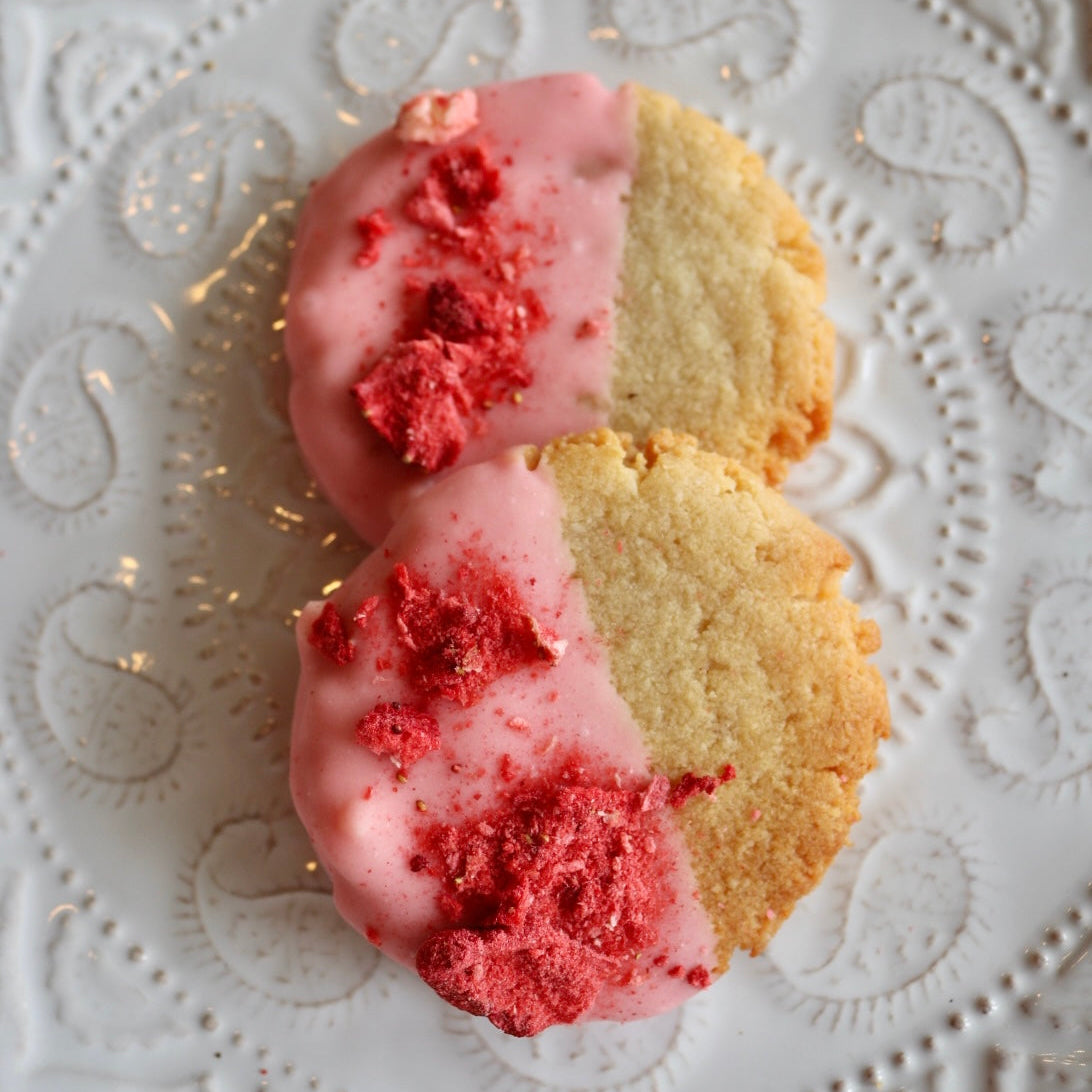 Keto Strawberry Shortbread Cookies