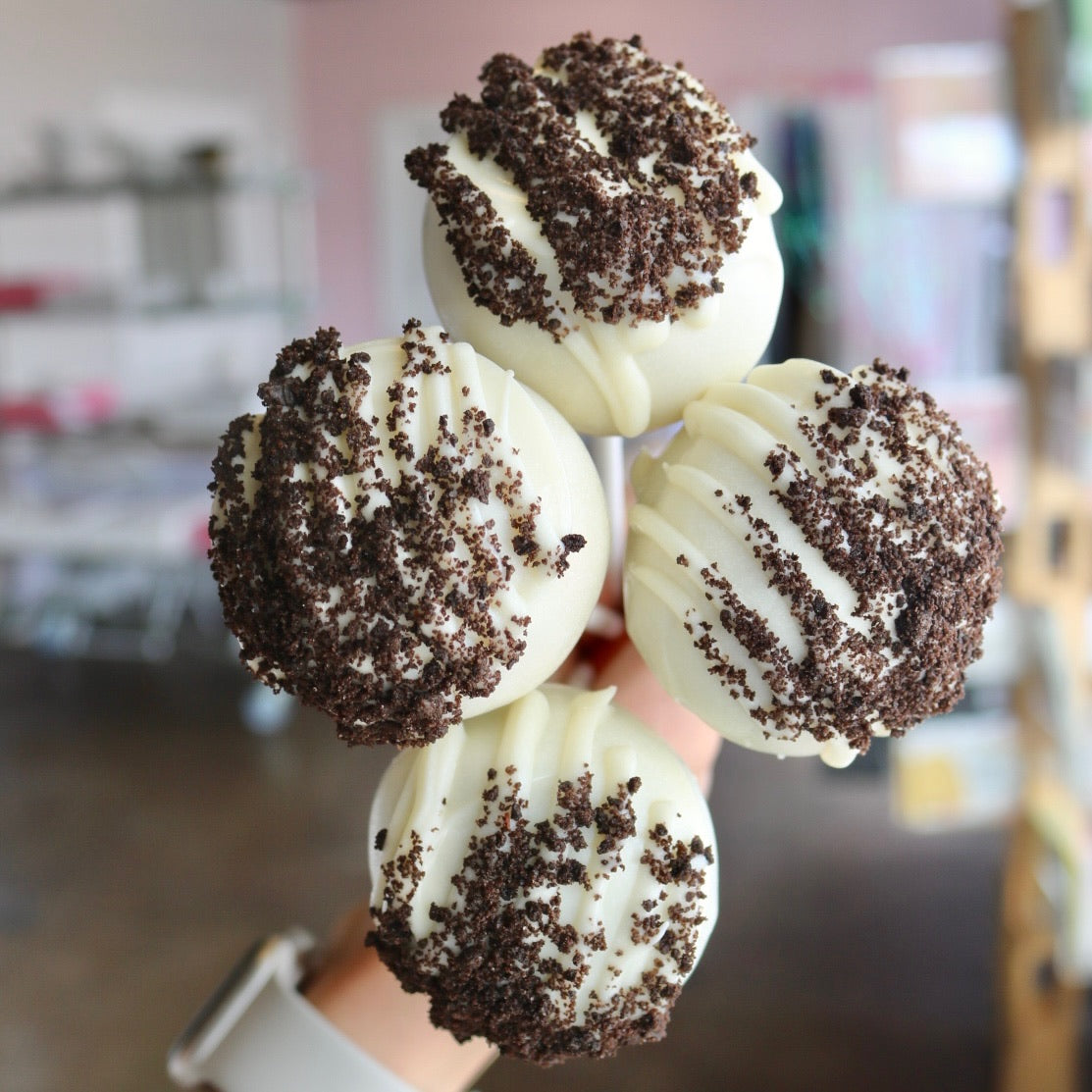Cake Pops- Two Dozen (Customized)