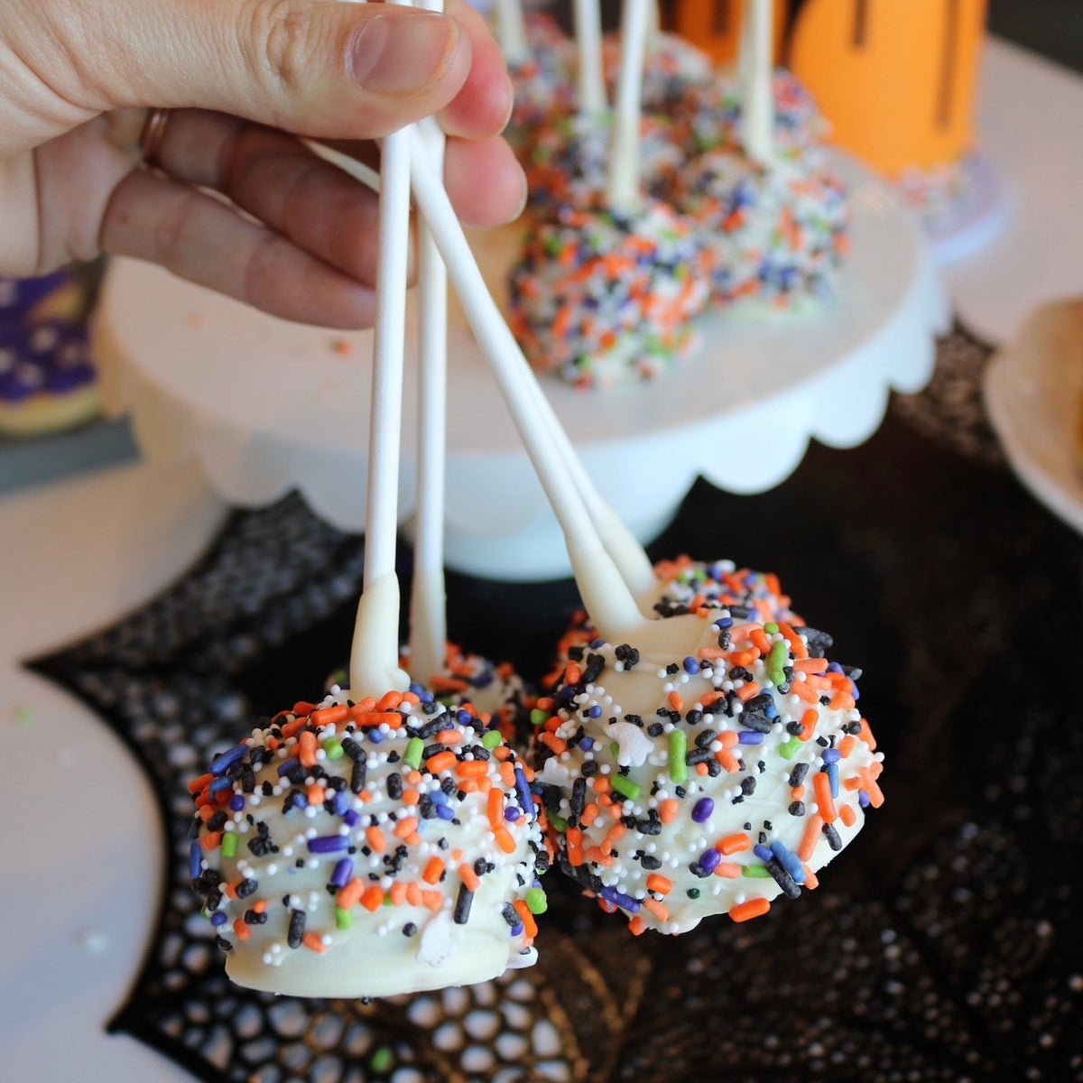 Halloween Cake Pop- Set of 6