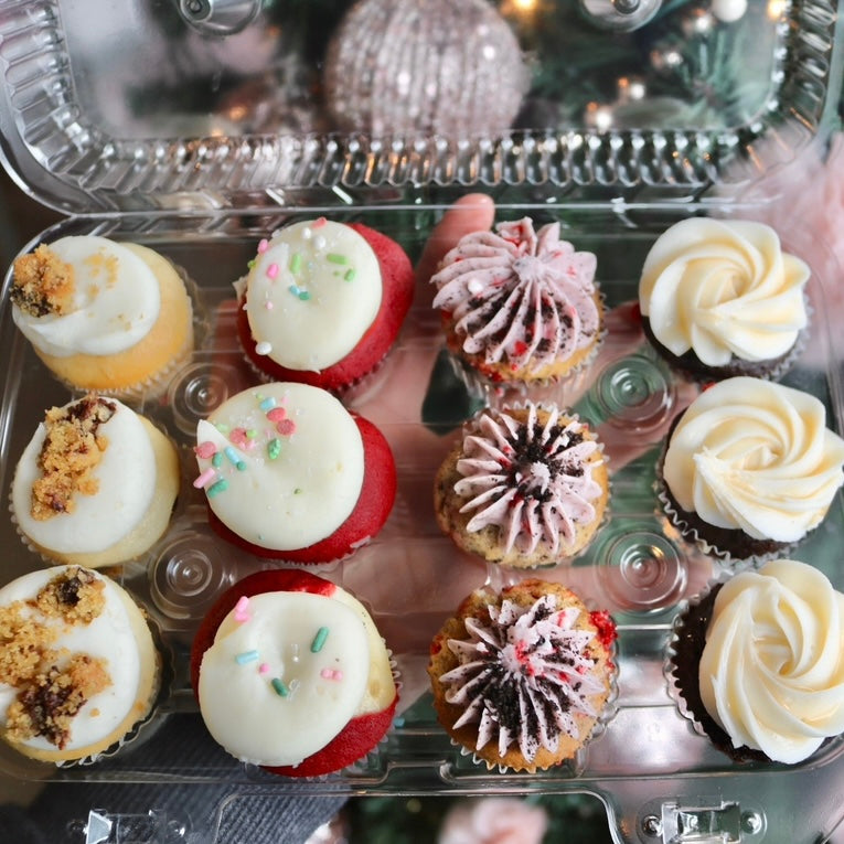 Holiday Mini Cupcakes (12)- Gift