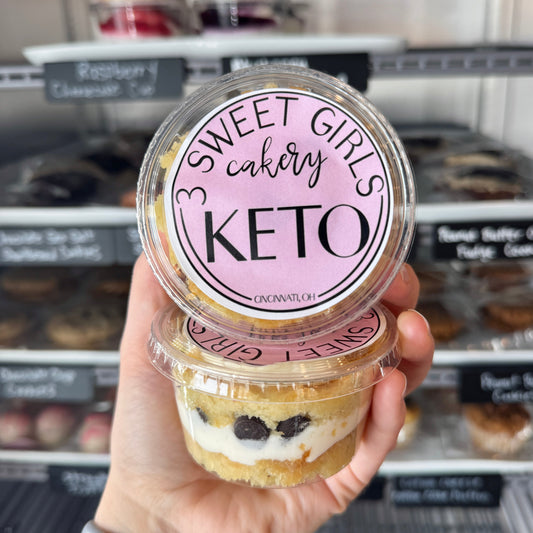Keto Vanilla Chocolate Chip Cake Cup