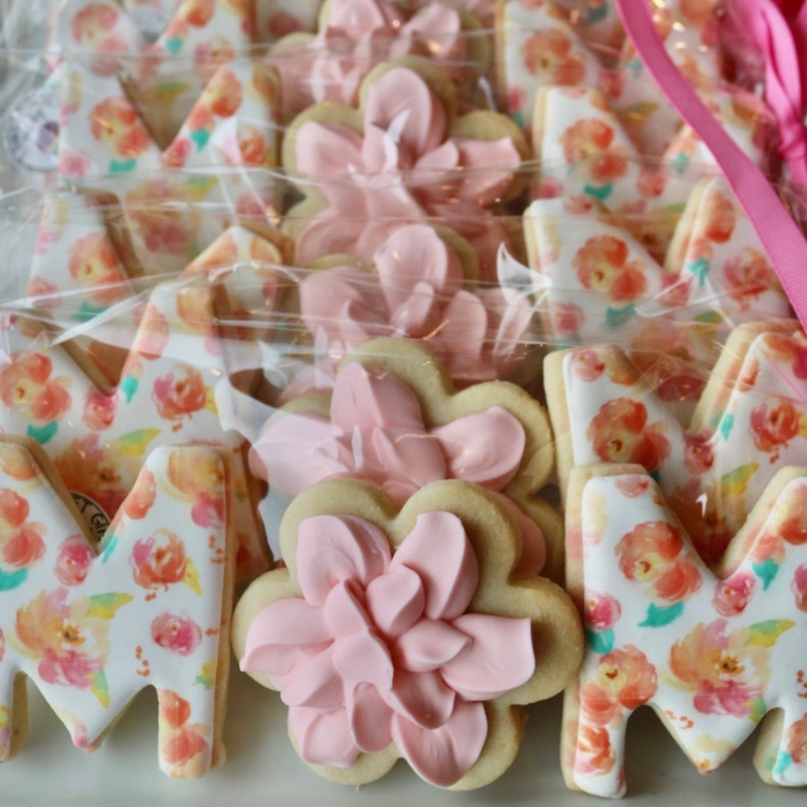 MOM Cookie Set