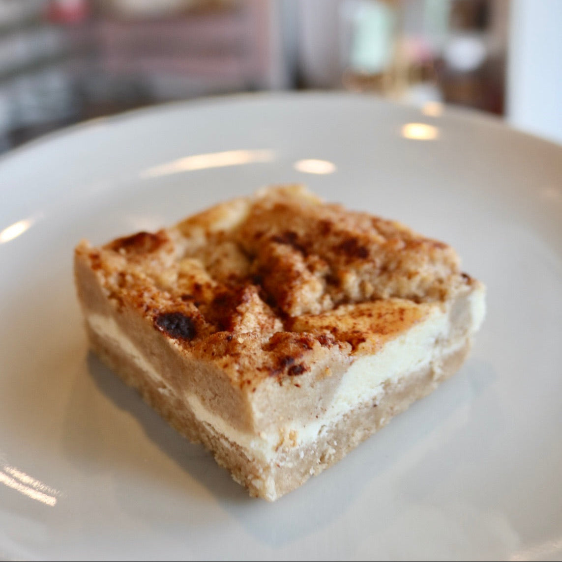 Keto Snickerdoodle Cheesecake Bar