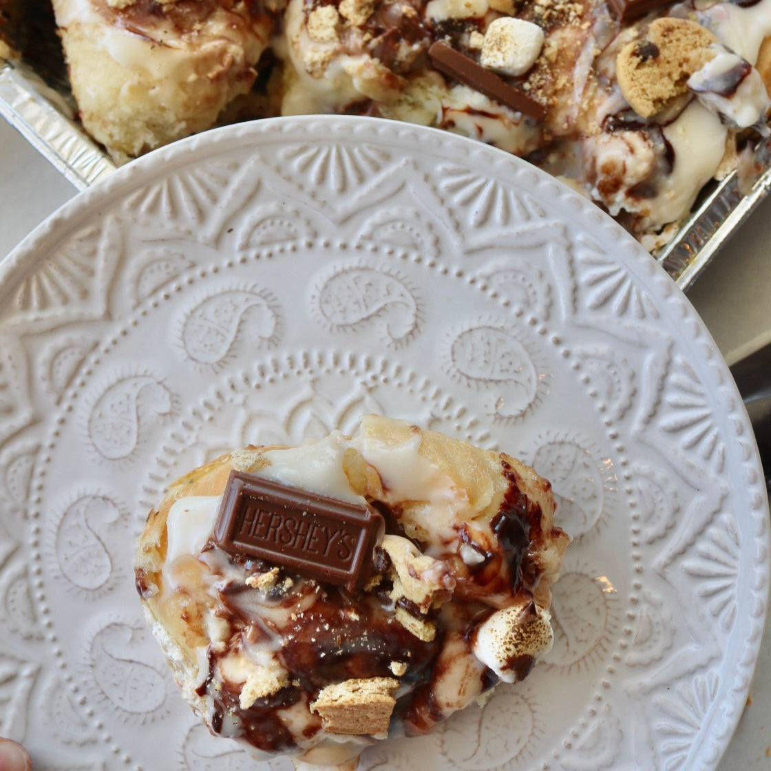 S'mores Cookie Dough Take & Bake Cinnamon Rolls