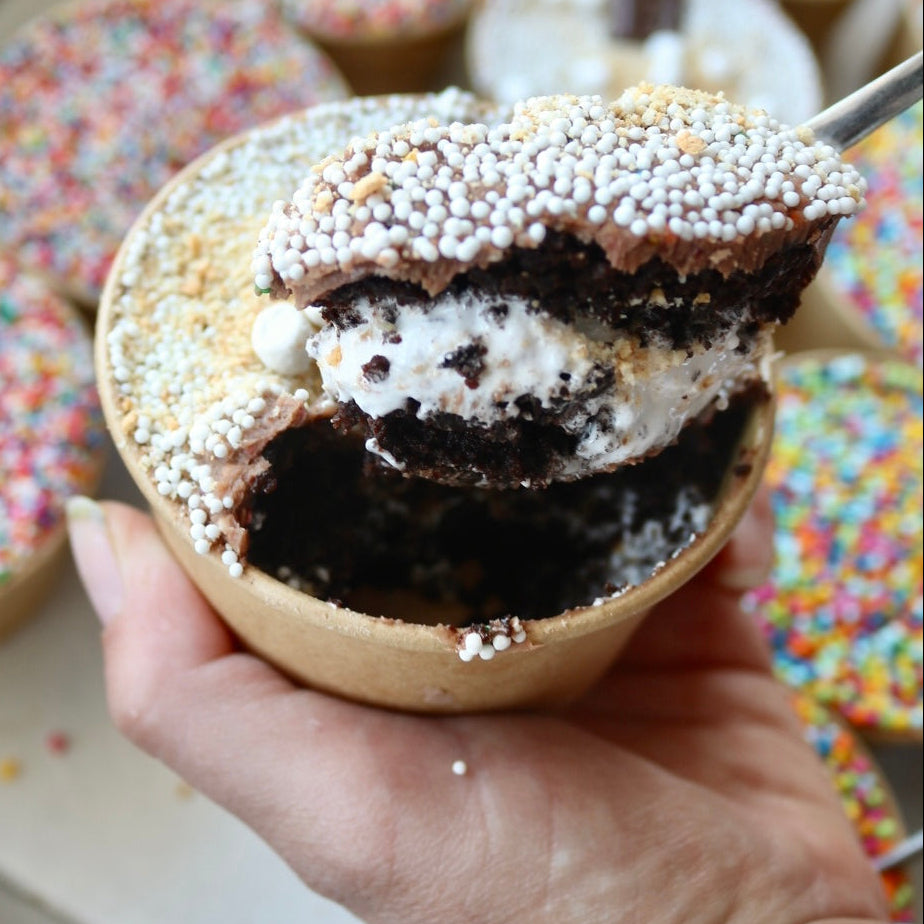 Dot Cakes- 4 Pack