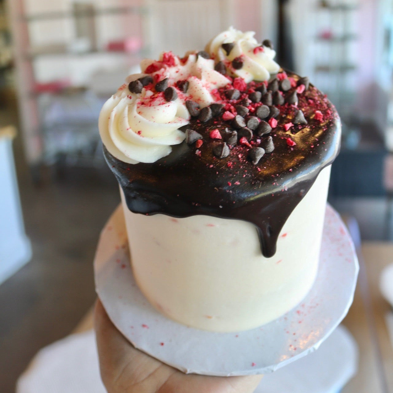 Drip Mini Cake