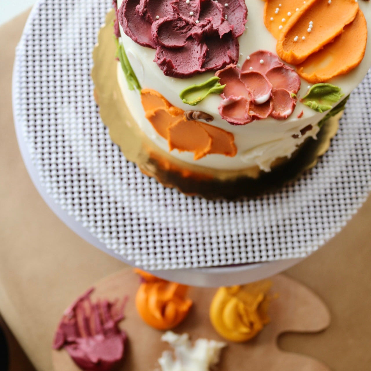 Intro to Cake Decorating + Floral Pumpkin Painting with Buttercream- November 18, 2026