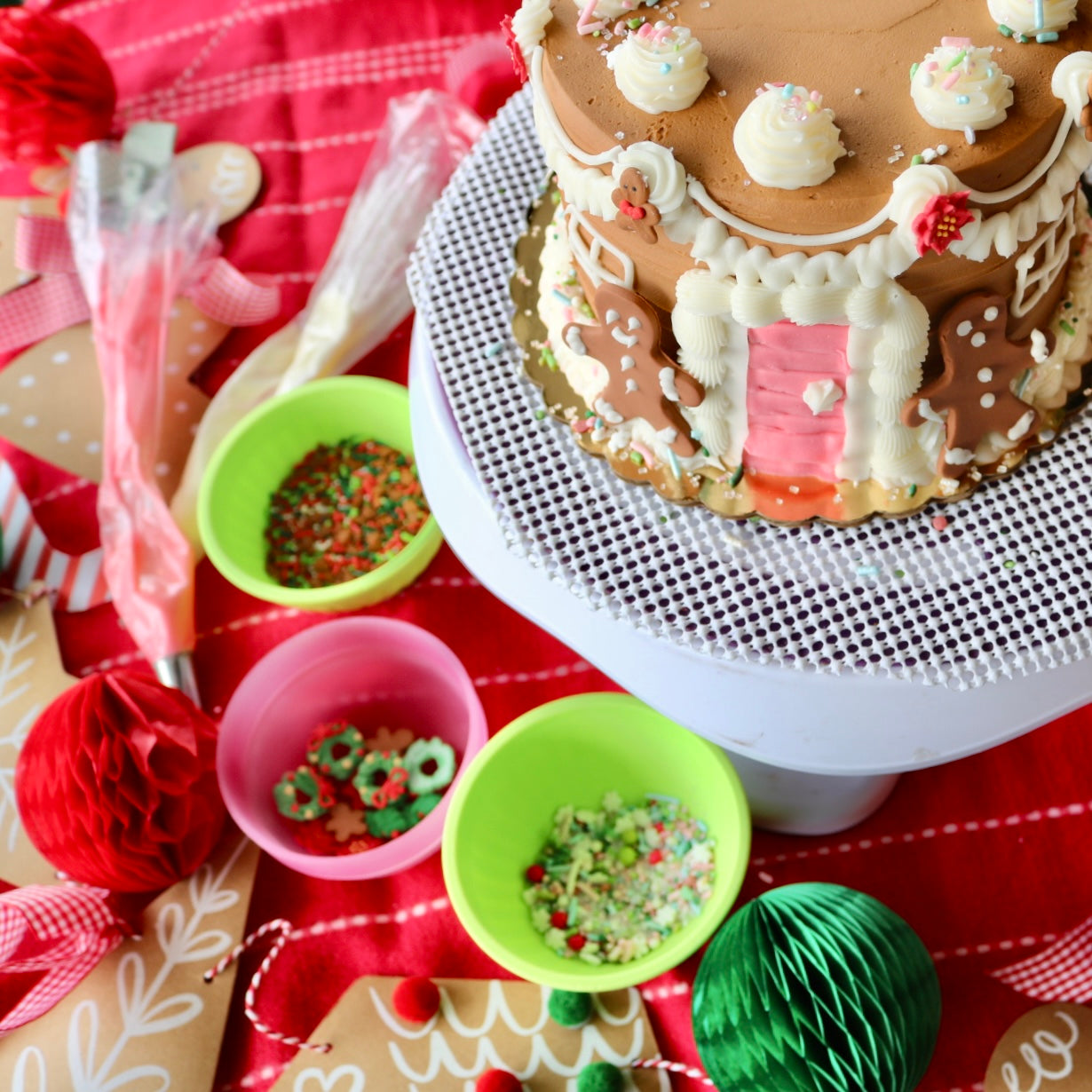 Intro to Cake Decorating- Buttercream Gingerbread House- December 11, 2026