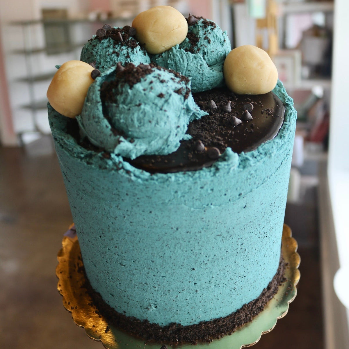 Blue Moo Cookie Dough Cake- Tall